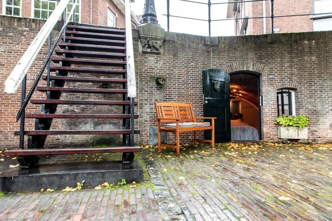 Uki-Hotel Utrecht Exterior foto